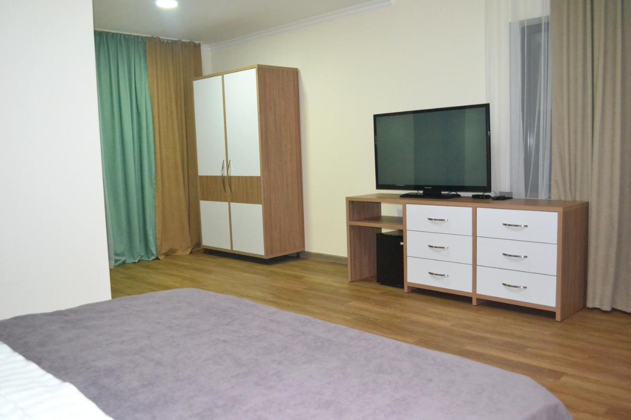 Gоlden Dragon Villa Hotel Bichkek Extérieur photo